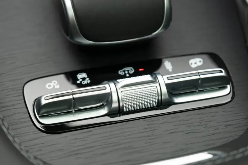 Mercedes-Benz GLE 53 AMG din 2023 cu 27.656 km - oferta MER166924 - foto 32