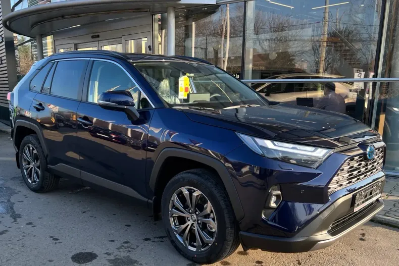 Toyota RAV4 din 2025 cu 10 km - oferta TOY166927 - foto 2