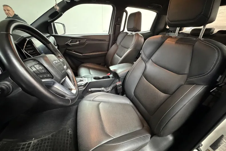 Isuzu D-Max din 2022 cu 57.000 km - oferta ISU166931 - foto 8