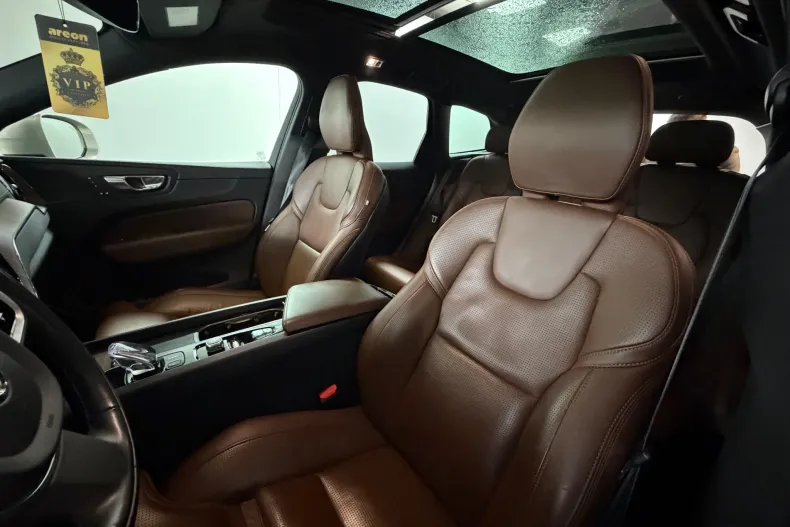 Volvo XC60 din 2021 cu 100.000 km - oferta VOL166932 - foto 7