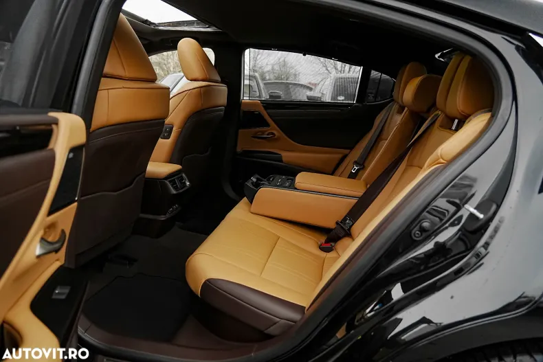 Lexus Seria ES din 2020 cu 93.500 km - oferta LEX166934 - foto 18