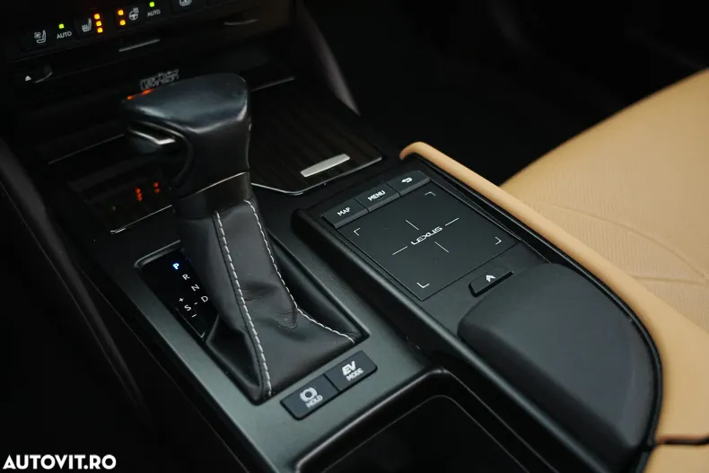 Lexus Seria ES din 2020 cu 93.500 km - oferta LEX166934 - foto 25