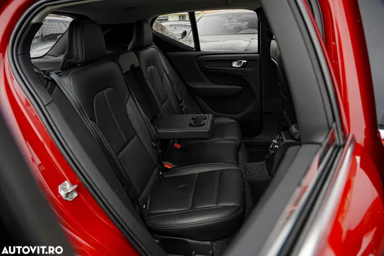 Volvo XC40 din 2021 cu 164.000 km - oferta VOL166936 - foto 18