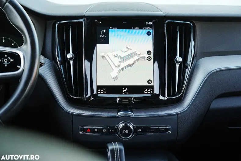 Volvo XC60 din 2021 cu 85.670 km - oferta VOL166938 - foto 20