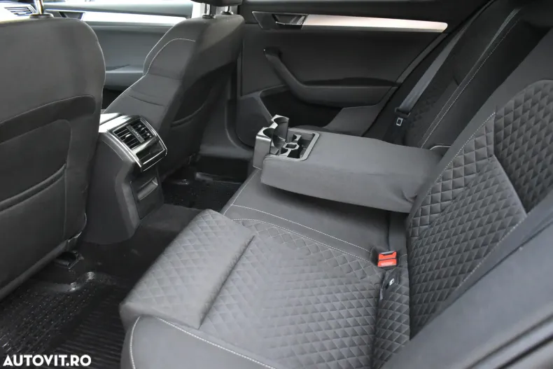 Skoda Superb din 2023 cu 65.869 km - oferta SKO166943 - foto 11