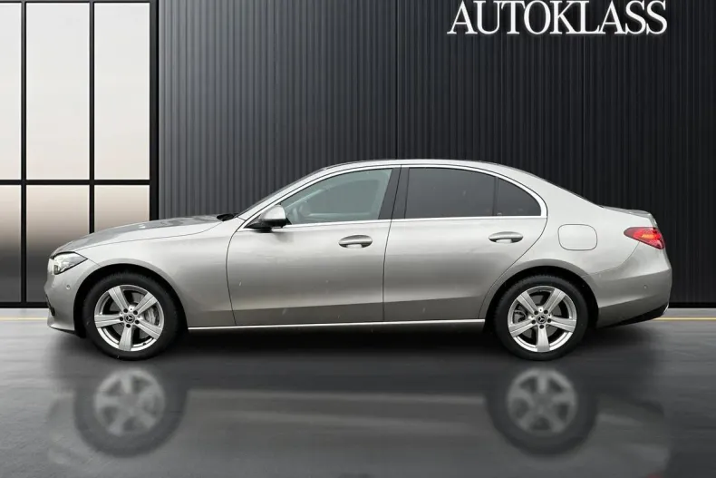 Mercedes-Benz C din 2023 cu 32.475 km - oferta MER166948 - foto 3