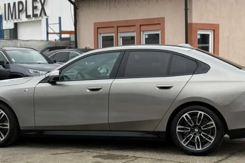 BMW Seria 5 din 2025 cu 16.000 km - oferta BMW166956 - foto 5