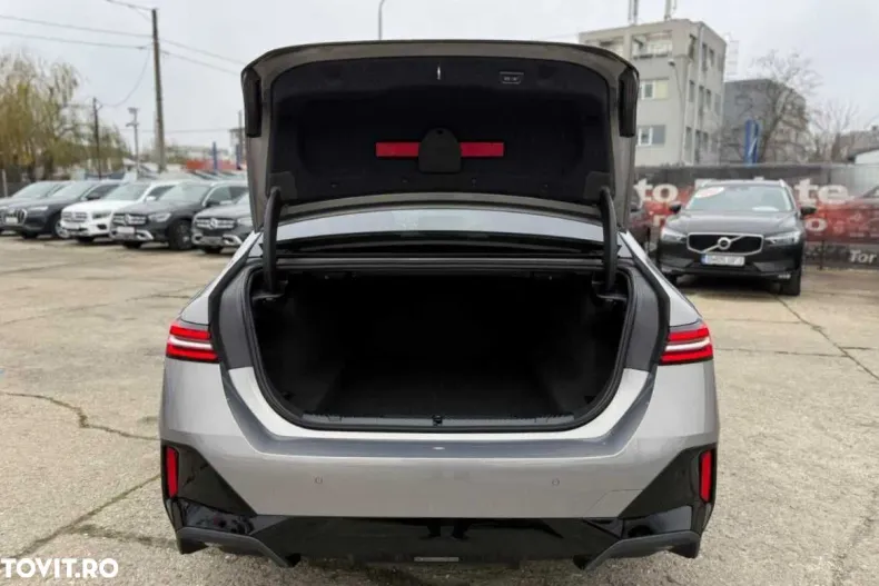 BMW Seria 5 din 2025 cu 16.000 km - oferta BMW166956 - foto 13