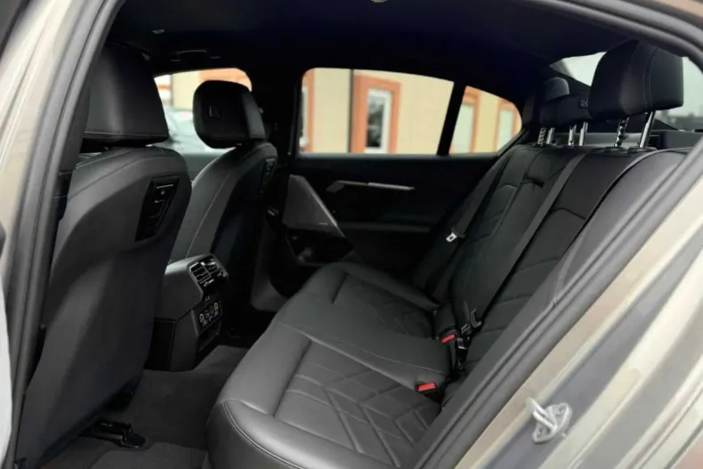 BMW Seria 5 din 2025 cu 16.000 km - oferta BMW166956 - foto 20