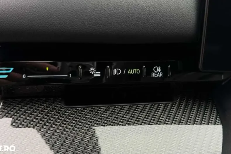 BMW Seria 5 din 2025 cu 16.000 km - oferta BMW166956 - foto 25