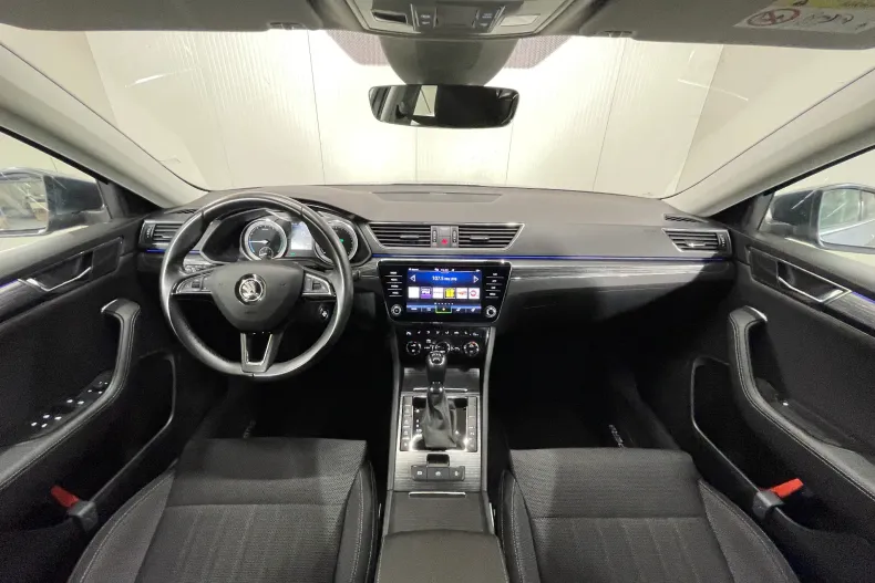 Skoda Superb din 2020 cu 90.193 km - oferta SKO166963 - foto 8