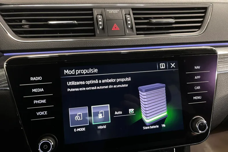 Skoda Superb din 2020 cu 90.193 km - oferta SKO166963 - foto 19