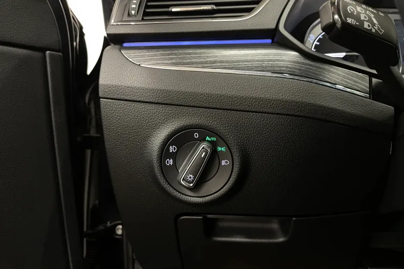 Skoda Superb din 2020 cu 90.193 km - oferta SKO166963 - foto 30