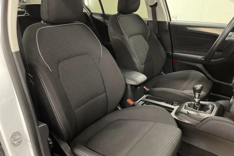 Ford Focus din 2021 cu 118.484 km - oferta FOR166966 - foto 9