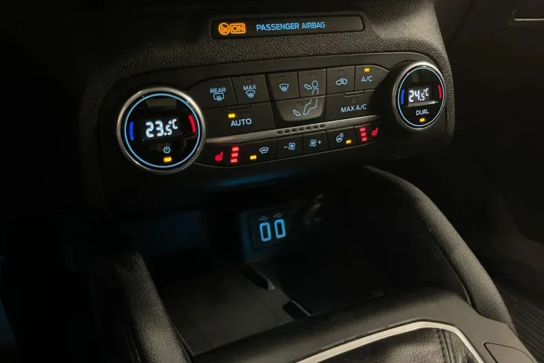 Ford Focus din 2021 cu 118.484 km - oferta FOR166966 - foto 21