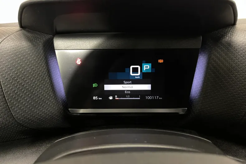 Citroën C4 din 2022 cu 100.117 km - oferta CIT166968 - foto 30