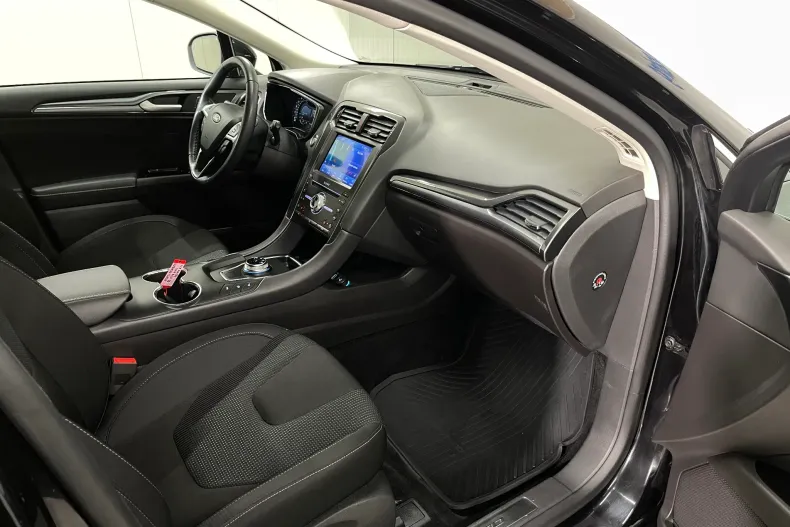 Ford Mondeo din 2020 cu 38.151 km - oferta FOR166974 - foto 9