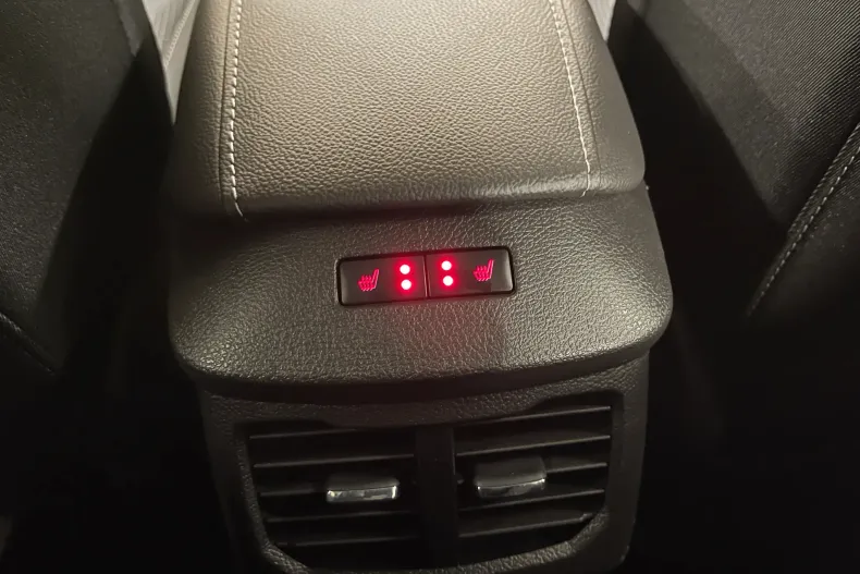 Ford Mondeo din 2020 cu 38.151 km - oferta FOR166974 - foto 20