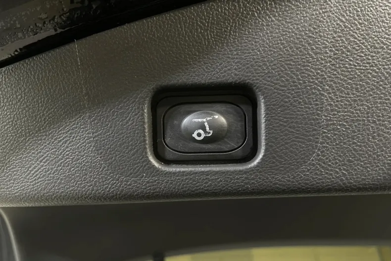 Ford Mondeo din 2020 cu 38.151 km - oferta FOR166974 - foto 21