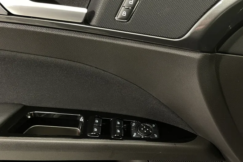 Ford Mondeo din 2020 cu 38.151 km - oferta FOR166974 - foto 22