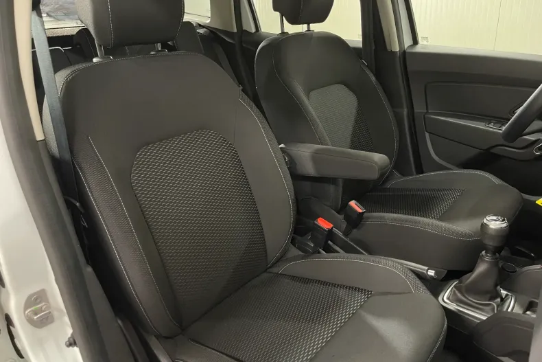 Dacia Duster din 2020 cu 75.516 km - oferta DAC166977 - foto 11