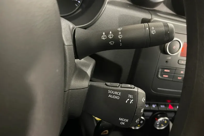 Dacia Duster din 2020 cu 75.516 km - oferta DAC166977 - foto 17