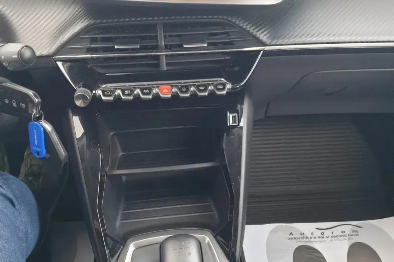 Peugeot 2008 din 2020 cu 79.920 km - oferta PEU167003 - foto 17