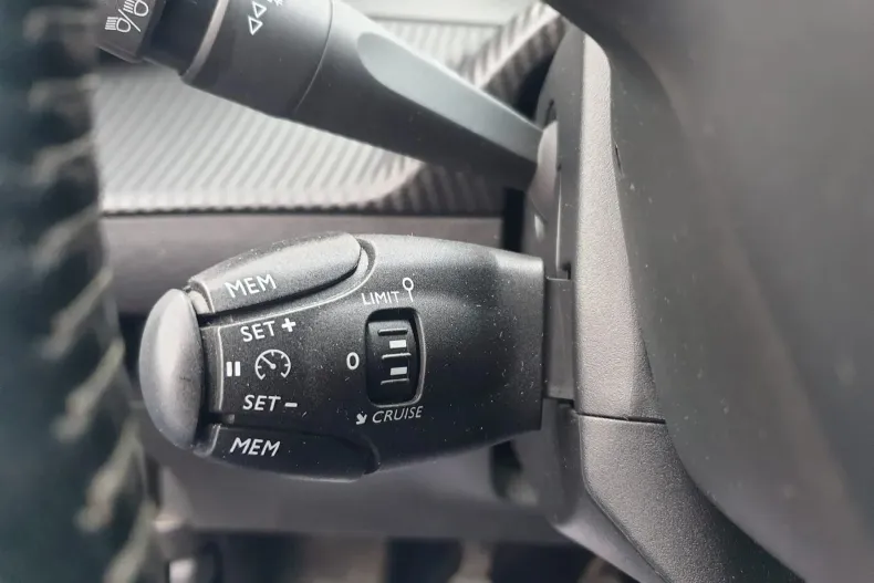 Peugeot 2008 din 2020 cu 79.920 km - oferta PEU167003 - foto 30