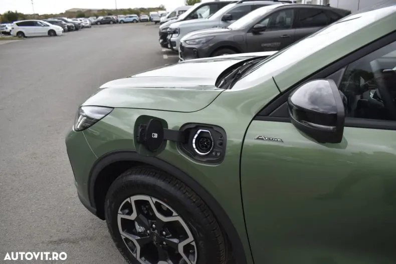 Ford Kuga din 2025 cu 1 km - oferta FOR167008 - foto 10