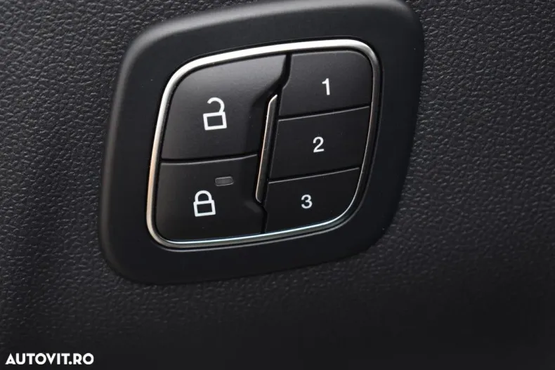 Ford Kuga din 2025 cu 1 km - oferta FOR167008 - foto 17