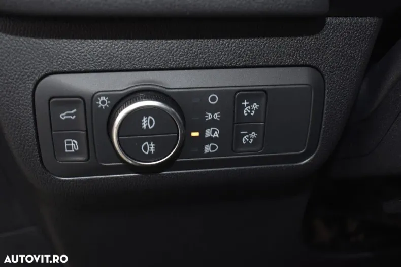 Ford Kuga din 2025 cu 1 km - oferta FOR167008 - foto 18