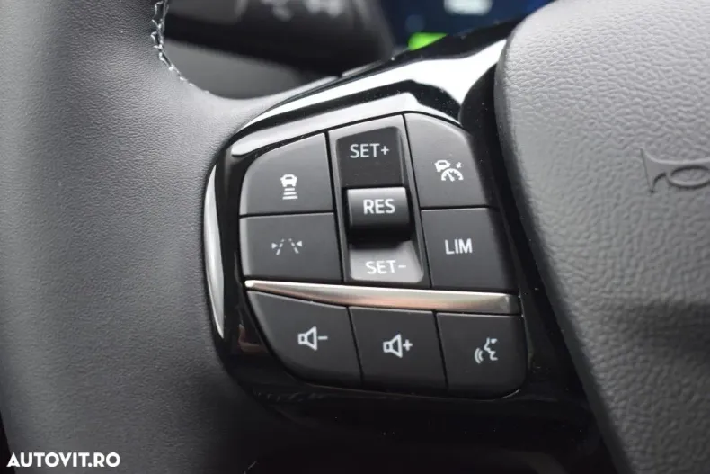 Ford Kuga din 2025 cu 1 km - oferta FOR167008 - foto 28