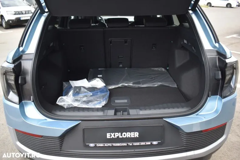Ford Explorer din 2025 cu 1 km - oferta FOR167009 - foto 9