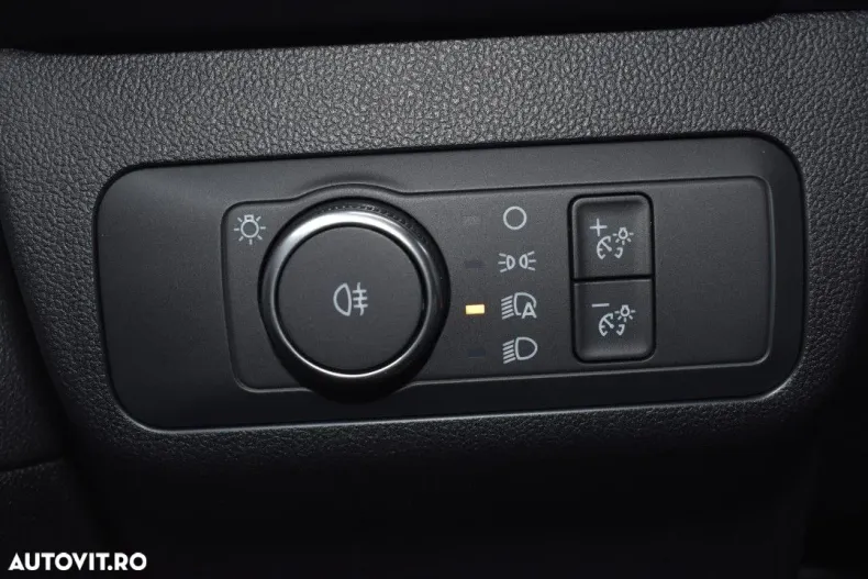 Ford Kuga din 2025 cu 1 km - oferta FOR167011 - foto 22