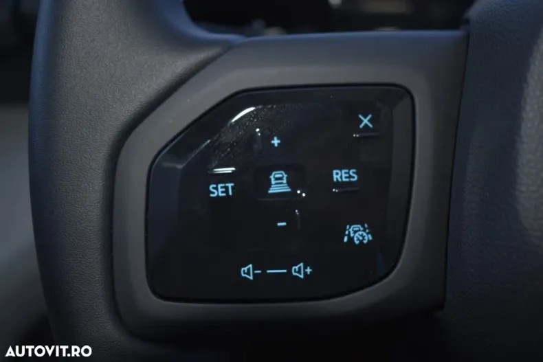 Ford Explorer din 2025 cu 1 km - oferta FOR167012 - foto 18