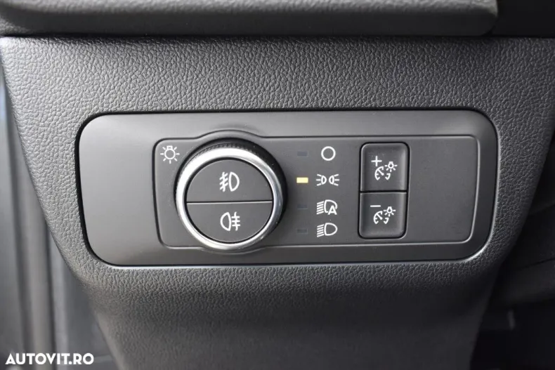 Ford Kuga din 2025 cu 1 km - oferta FOR167018 - foto 24