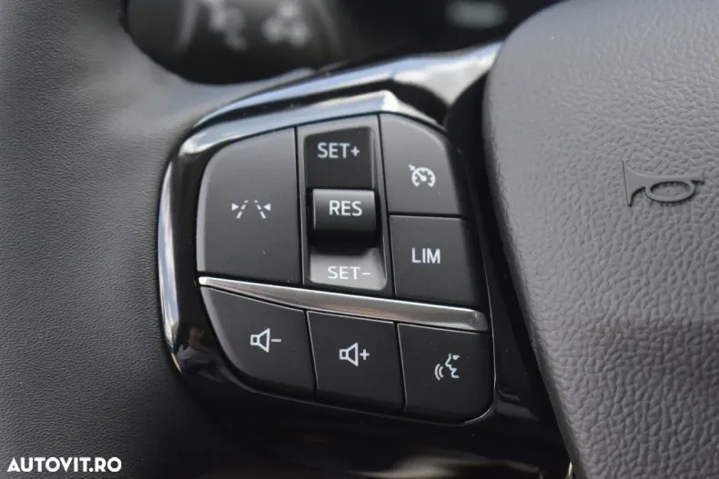 Ford Kuga din 2025 cu 1 km - oferta FOR167018 - foto 32