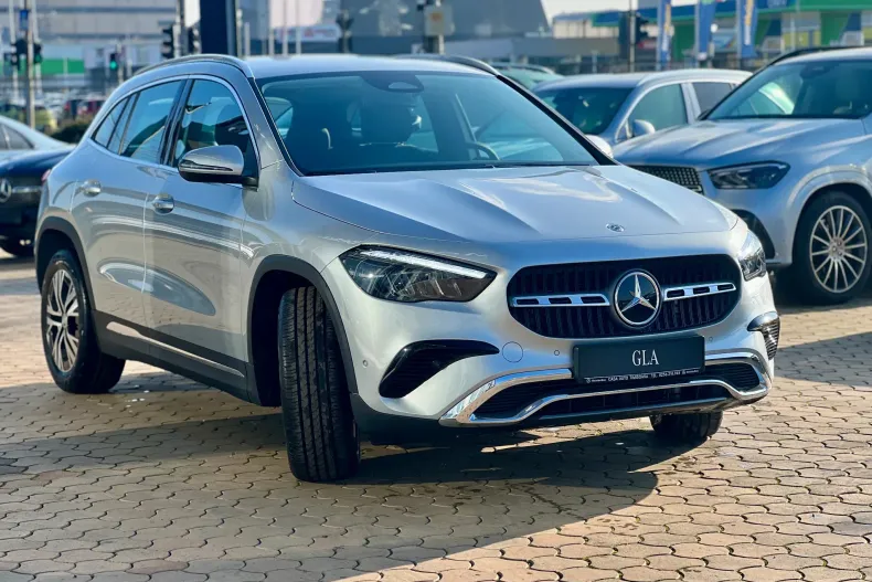 Mercedes-Benz GLA din 2025 cu 3 km - oferta MER167023 - foto 7