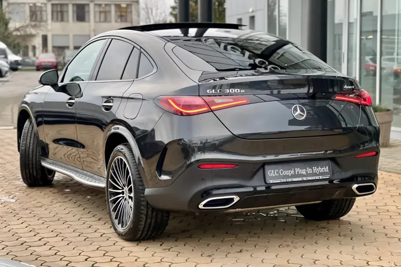 Mercedes-Benz GLC Coupe din 2025 cu 4 km - oferta MER167026 - foto 3