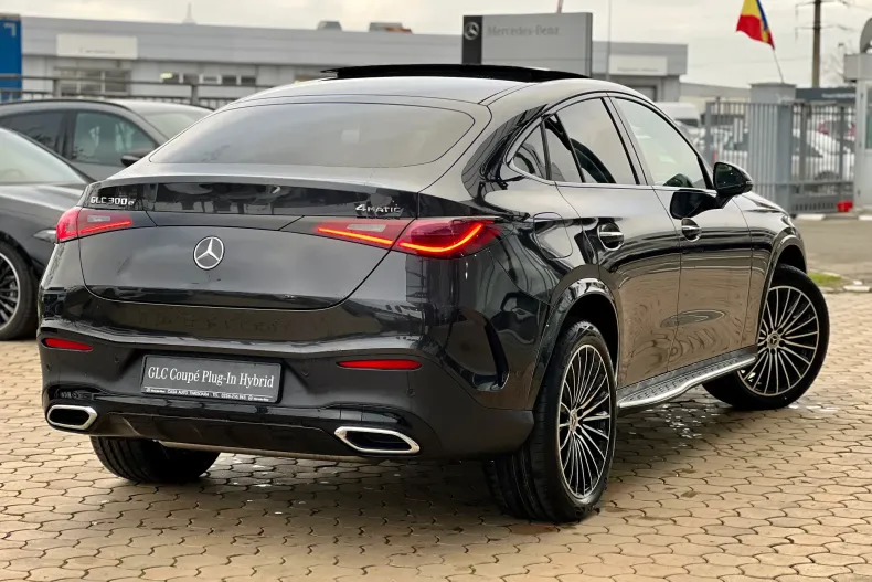 Mercedes-Benz GLC Coupe din 2025 cu 4 km - oferta MER167026 - foto 5