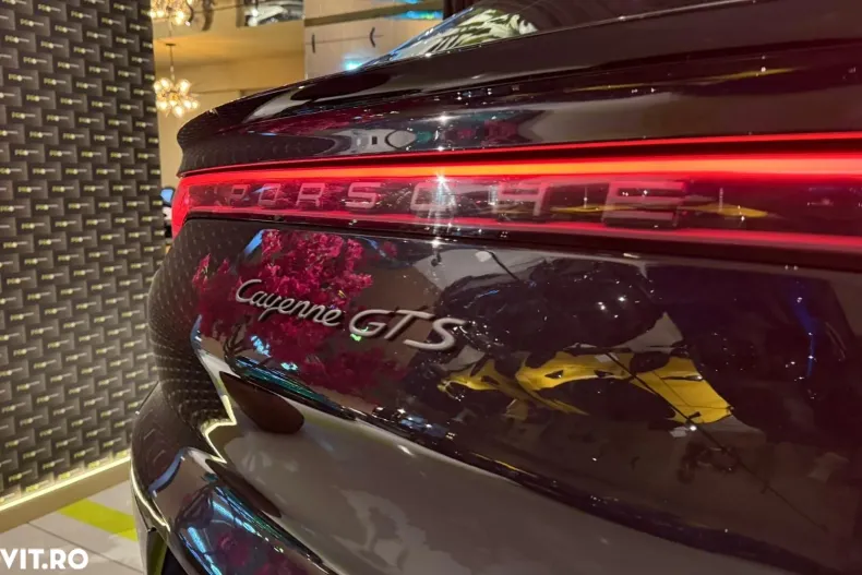 Porsche Cayenne Coupe din 2021 cu 42.000 km - oferta POR167045 - foto 7