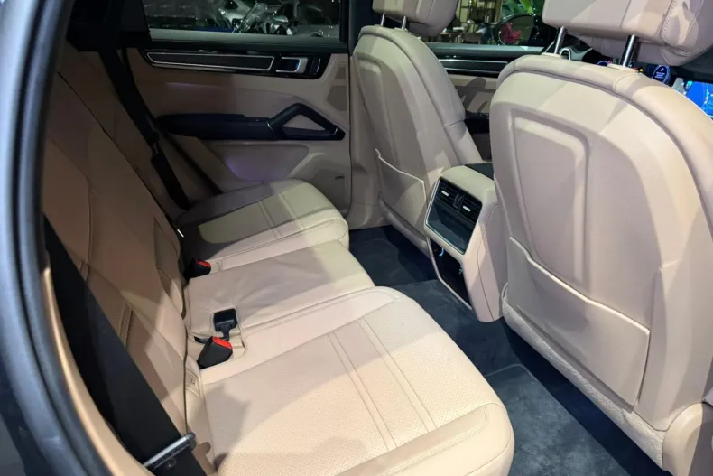 Porsche Cayenne Coupe din 2021 cu 42.000 km - oferta POR167045 - foto 30