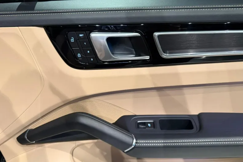 Porsche Cayenne Coupe din 2021 cu 42.000 km - oferta POR167045 - foto 33