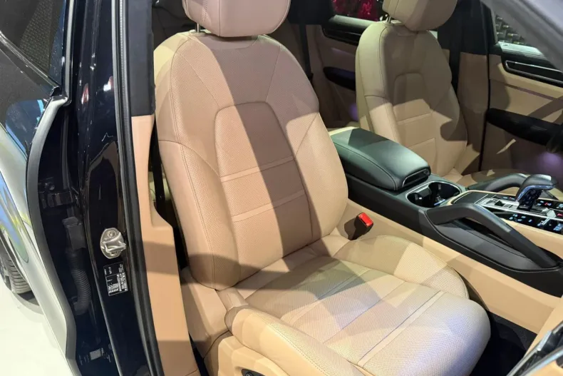 Porsche Cayenne Coupe din 2021 cu 42.000 km - oferta POR167045 - foto 34