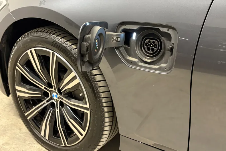 BMW Seria 3 din 2021 cu 95.200 km - oferta BMW167057 - foto 24