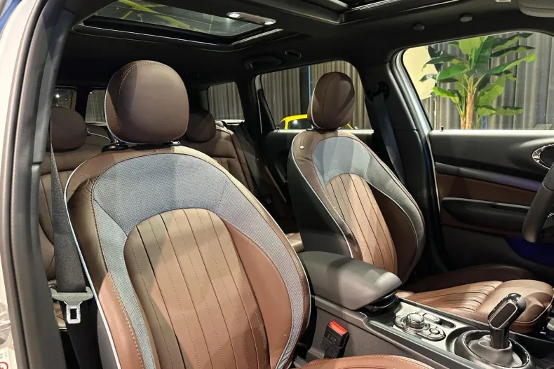 MINI Clubman din 2024 cu 16.002 km - oferta MIN167061 - foto 4