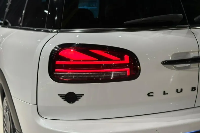 MINI Clubman din 2024 cu 16.002 km - oferta MIN167061 - foto 19