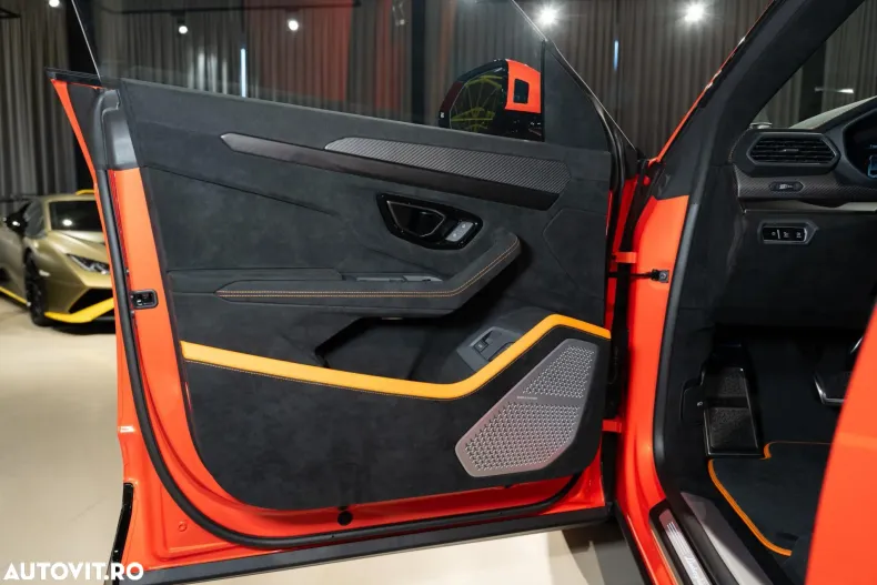 Lamborghini Urus din 2025 cu 40 km - oferta LAM167062 - foto 33