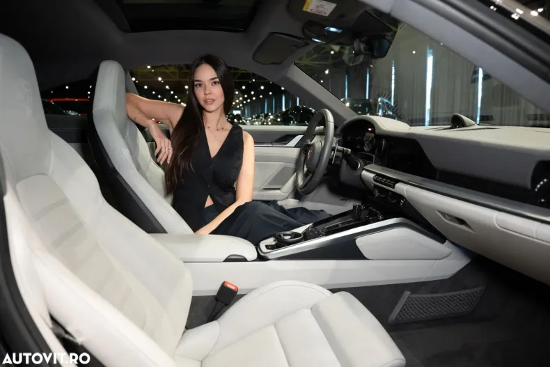 Porsche 911 din 2023 cu 20.751 km - oferta POR167063 - foto 5