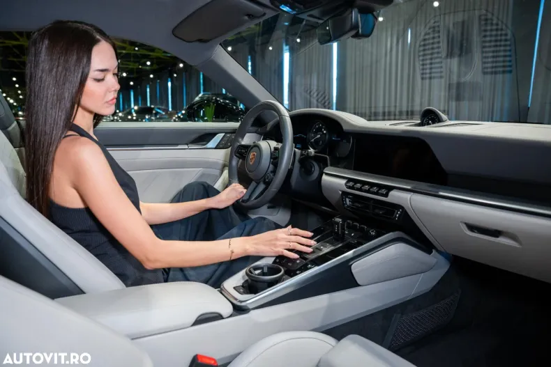 Porsche 911 din 2023 cu 20.751 km - oferta POR167063 - foto 26